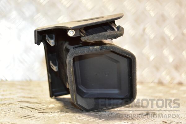Дефлектор повітряний правий Mitsubishi Pajero (IV) 2007 8030A060 357558 - 2