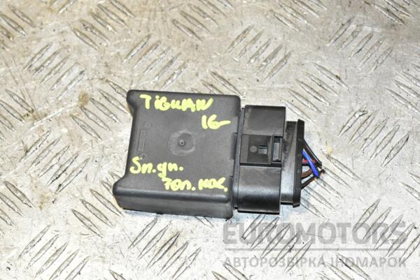 Блок управления топливным насосом VW Tiguan 2016 5Q0906093B 358520 euromotors.com.ua