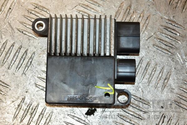 Блок управления вентилятором (дефект) Mazda 5 1.8 16V 2005-2010 4993003330 360052 - 2