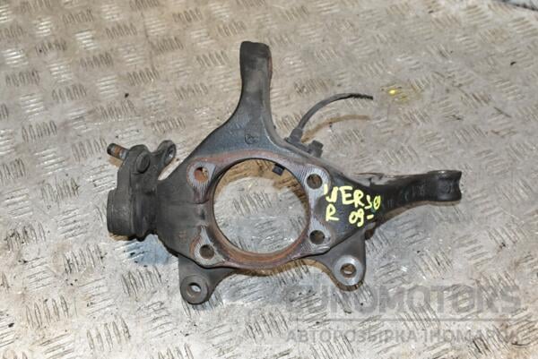 Поворотный кулак правый под ABS Toyota Verso 2009-2018 432110F020 360330 euromotors.com.ua