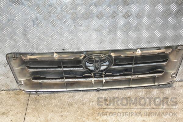 Решітка радіатора Toyota Avensis Verso 2001-2009 5311144110 361733 - 2