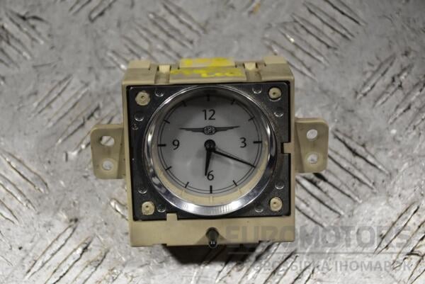 Годинники Chrysler 300C 2004-2010 04602626AC 362463 euromotors.com.ua