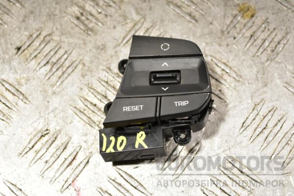 Кнопки руля правые Hyundai i20 2014 S1600418 362585 euromotors.com.ua