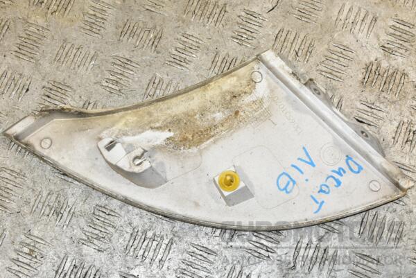 Накладка над фарою ліва (Ресничка) Fiat Ducato 2006-2014 1306531070 363095 - 2
