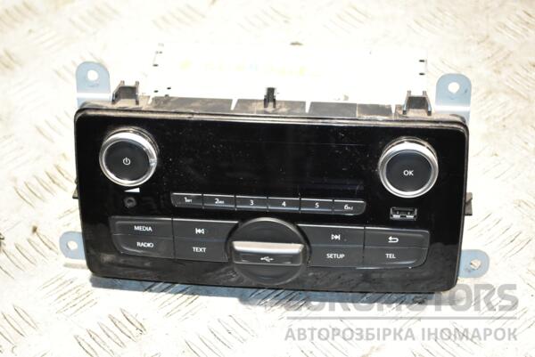 Магнитола штатная (дефект) Renault Clio (IV) 2012 281153307R 365105 euromotors.com.ua