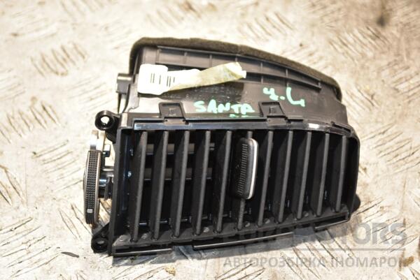 Дефлектор воздушный центральный левый Hyundai Santa FE 2006-2012 974102B000 366248 euromotors.com.ua