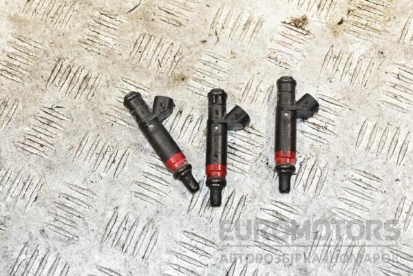 Форсунка бензин электрическая VW Polo 1.2 12V 2001-2009 03D906031C 366883 euromotors.com.ua