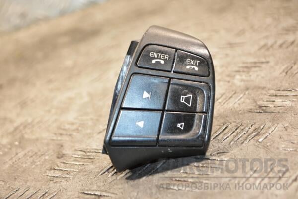Кнопки руля правые Volvo V50 2004-2012 31313951 366974 euromotors.com.ua