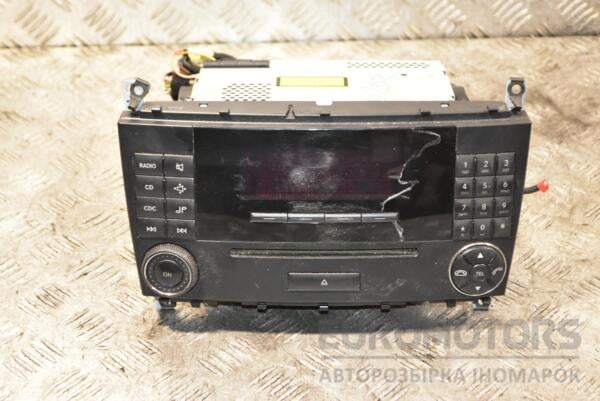 Магнітола штатна Mercedes C-class (W203) 2000-2007 A2038703689 367499 euromotors.com.ua