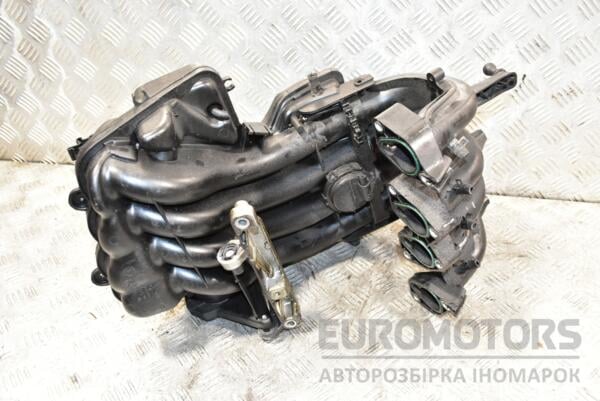 Колектор впускний пластик (дефект) VW Golf 1.6 8V (V) 2003-2008 06A133185NH 367627 - 2