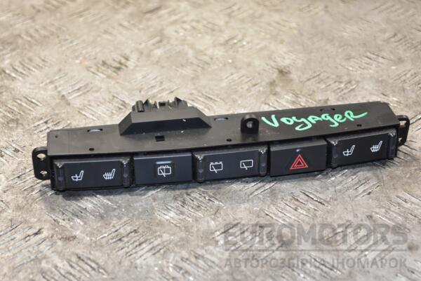 Блок кнопок аварийка Chrysler Voyager 2000-2008 04685842AA 367722 euromotors.com.ua