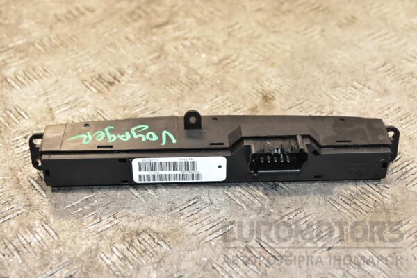 Блок кнопок аварийка Chrysler Voyager 2000-2008 04685842AA 367722 - 2