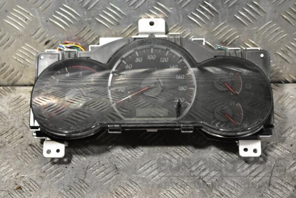 Панель приборов Toyota Hilux 2.5td D-4D 2004-2015 83800FAV10 367801 euromotors.com.ua