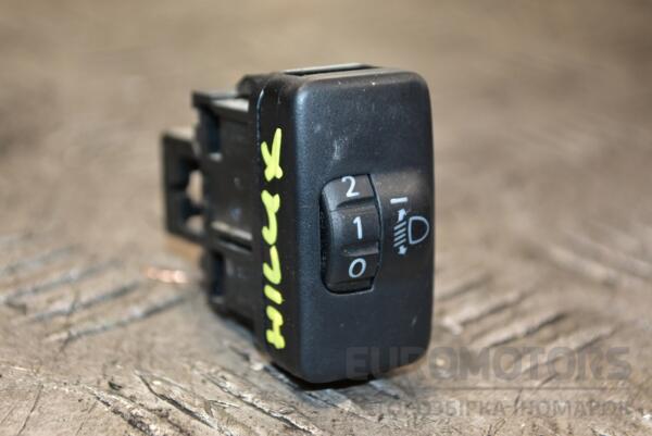 Кнопка корректора фар Toyota Hilux 2004-2015 367811 euromotors.com.ua