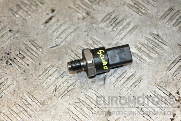 Датчик тиску палива в рейці Fiat Scudo 2.0jtd 8V 1995-2007 0281002592 367963 euromotors.com.ua