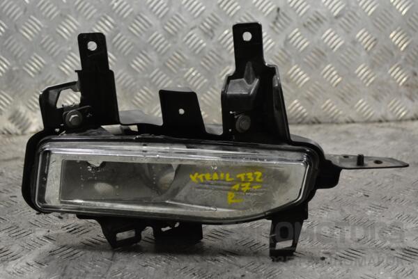 Фара протитуманна права 17- (дефект) Nissan X-Trail (T32) 2014 261508995A 369219 euromotors.com.ua