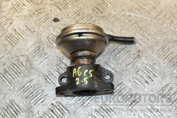 Клапан EGR механический Audi A6 2.5tdi (C5) 1997-2004 72167505 369380 euromotors.com.ua