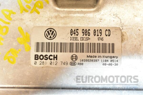 Блок керування двигуном Skoda Fabia 1.4tdi 2007-2014 045906019CD 369451 - 2