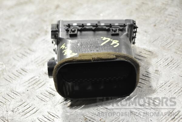 Дефлектор воздушный центральный левый Toyota Rav 4 2006-2013 369489 - 2