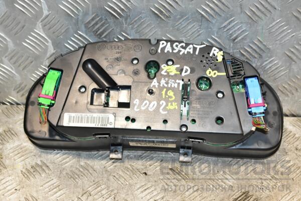 Панель приборов 00- VW Passat 1.9tdi (B5) 1996-2005 3B0920827A 369584 - 2