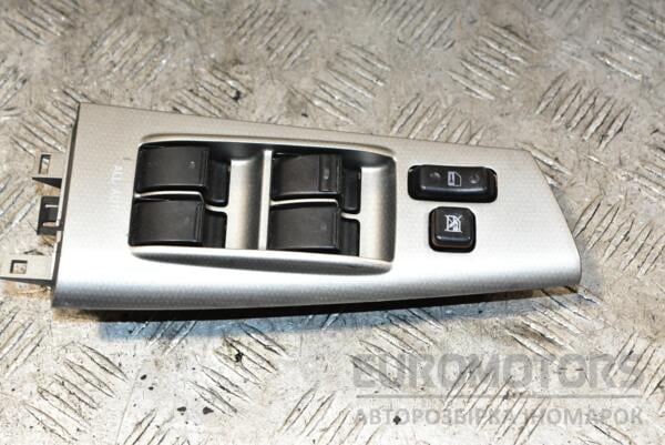 Блок управління склопідйомниками передній лівий Toyota Corolla (E12) 2001-2006 8480202251 370309 euromotors.com.ua