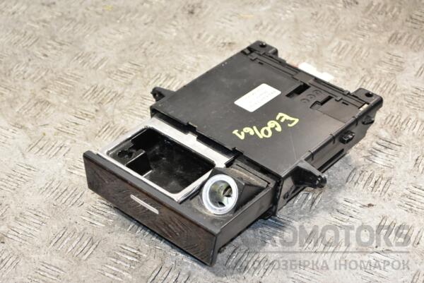 Пепельница передняя BMW 5 (E60/E61) 2003-2010 6976376 370328 euromotors.com.ua