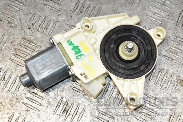 Моторчик склопідіймача передній лівий Mercedes A-class (W176) 2012-2018 A2469065100 370762 euromotors.com.ua