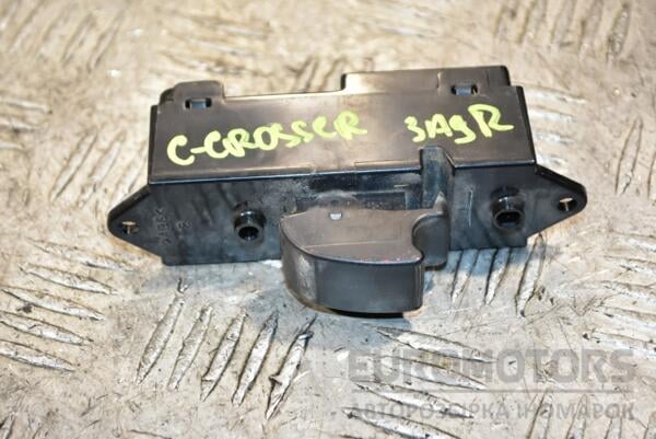 Кнопка стеклоподъемника задняя правая Citroen C-Crosser 2009-2013 8608A183 371303 euromotors.com.ua