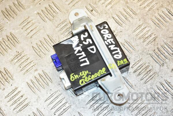 Блок управления стеклоочистителя заднего Kia Sorento 2002-2009 987503E000 371678 euromotors.com.ua