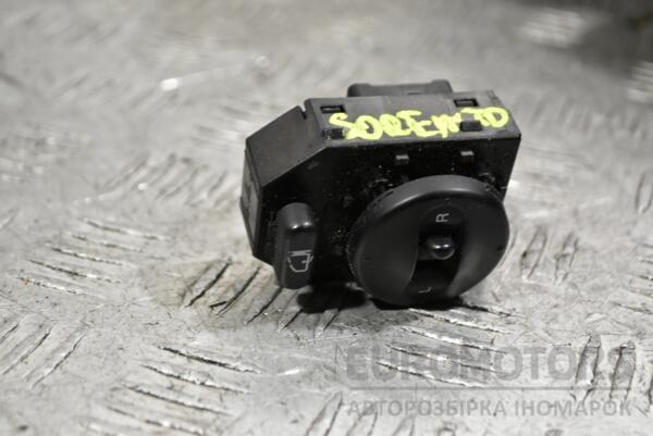 Кнопка регулировки зеркал Kia Sorento 2002-2009 371798 euromotors.com.ua