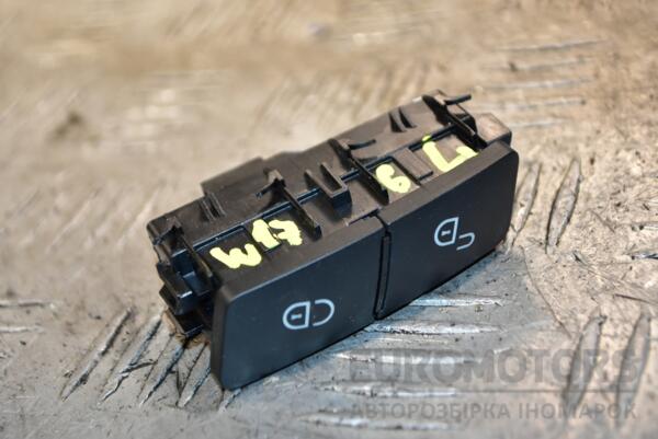 Кнопка центрального замка ліва Mercedes A-class (W176) 2012-2018 A2049058402 371865 euromotors.com.ua