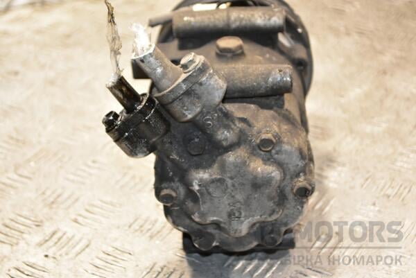 Компресор кондиціонера (дефект) Renault Kangoo 1.5dCi 1998-2008 8200315744 372066 - 3