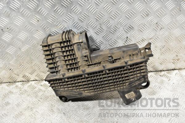 Корпус воздушного фильтра Renault Kangoo 1.5dCi 1998-2008 8200600176 372223 - 2