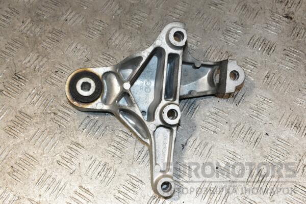 Кронштейн двигателя Mercedes A-class (W176) 2012-2018 A2462401309 372260 - 2
