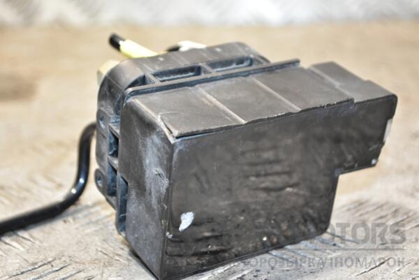 Блок клапанов пневмоподвески (дефект) Jeep Grand Cherokee 2010 15152400512 372632 - 2