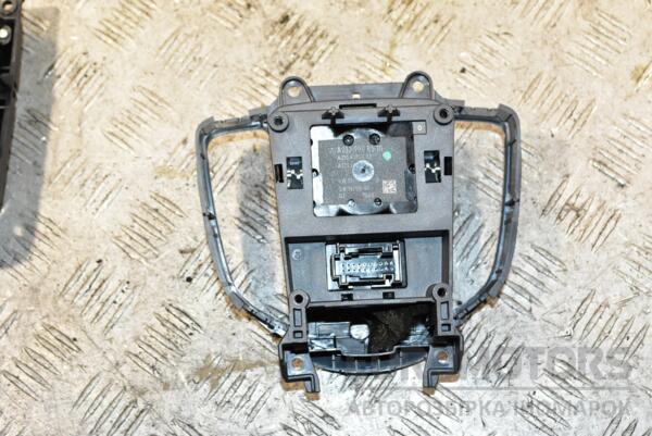 Джойстик управления магнитолой (дефект) Mercedes E-class (W213) 2016 A2139008510 372658 - 2