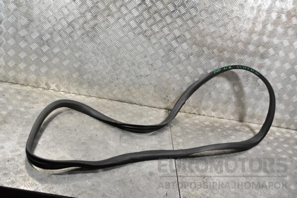 Уплотнитель двери передний Volvo XC60 2008 373255 euromotors.com.ua