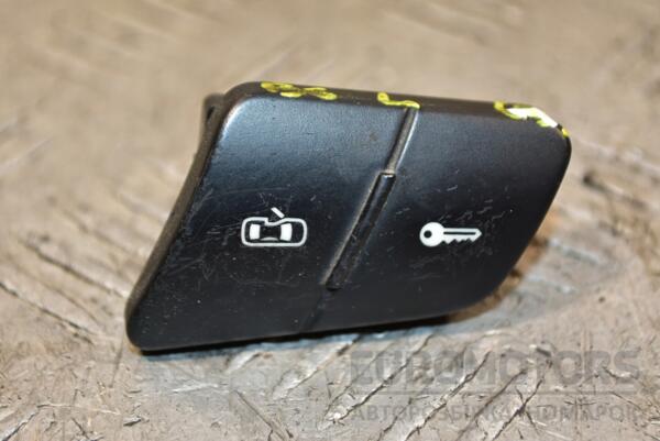 Кнопка центрального замку ліва (дефект) VW Passat (B6) 2005-2010 3C0962125 373373 euromotors.com.ua