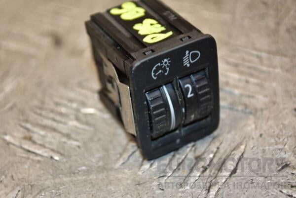 Кнопка корректора фар и подсветки панели приборов VW Passat (B6) 2005-2010 3C0941333 373523 euromotors.com.ua
