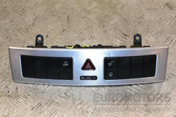 Блок кнопок аварийка Mercedes C-class (W203) 2000-2007 A2038702510 373995 euromotors.com.ua