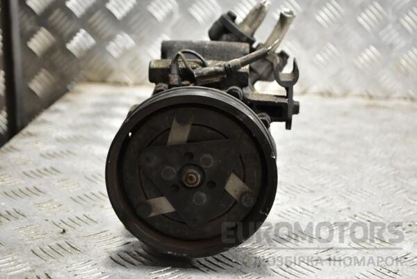 Компресор кондиціонера (дефект) Renault Clio 1.5dCi (II) 1998-2005 8200315744 374135 euromotors.com.ua