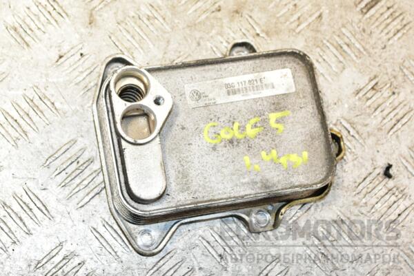 Теплообменник (Радиатор масляный) VW Golf 1.4 16V TSI (V) 2003-2008 03C117021E 374288 euromotors.com.ua