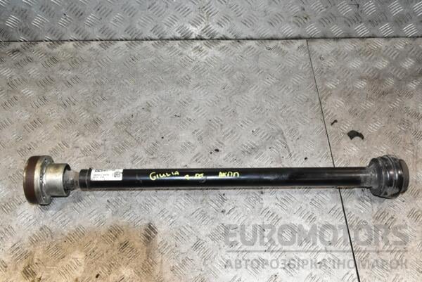 Карданный вал передний Alfa Romeo Giulia 2.0T 16V 2015 00463418870 375072 euromotors.com.ua