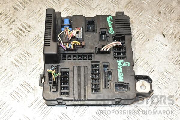 Блок запобіжників Renault Megane (II) 2003-2009 8200306033 375483 euromotors.com.ua