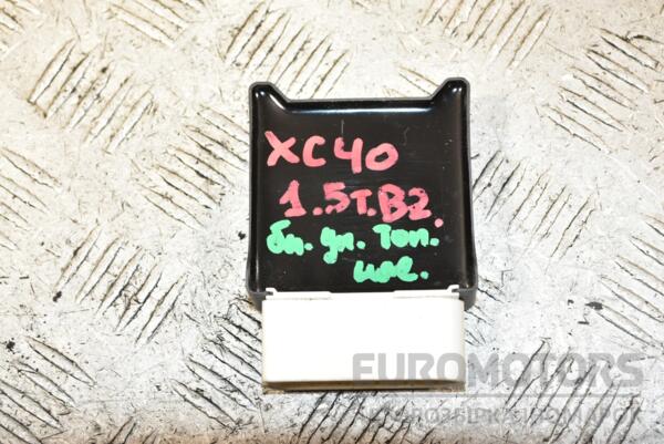 Блок управления топливным насосом Volvo XC40 2017 32203752 375898 euromotors.com.ua