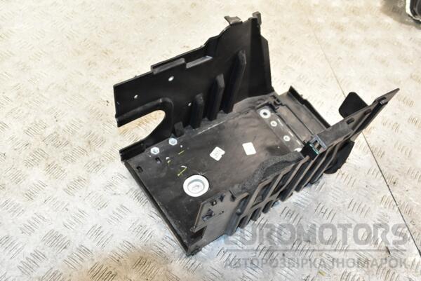 Подставка аккумулятора Land Rover Evoque 2018 K8D210723AC 376771 euromotors.com.ua