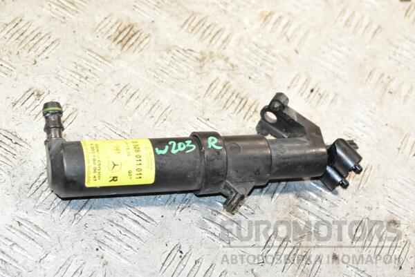 Форсунка омывателя фары правая Mercedes C-class (W203) 2000-2007 A2038600647 376872 euromotors.com.ua