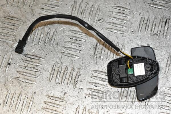 Лепесток переключения передач левый Mercedes C-class (W204) 2007-2015 A2048703258 376896 euromotors.com.ua