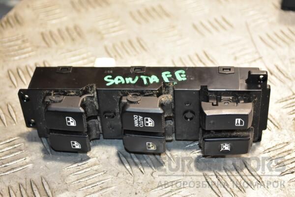 Блок управління склопідйомниками передній лівий Hyundai Santa FE 2006-2012 935702B000 377417 euromotors.com.ua