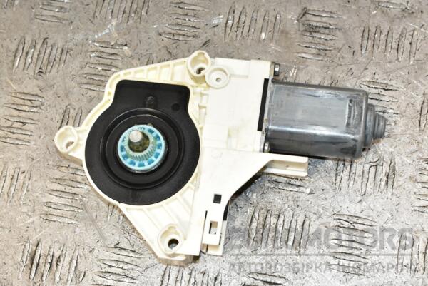 Моторчик стеклоподъемника передний правый Porsche Cayenne 2010 8K0959802B 377450 - 2